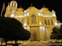 Varna, Kathedrale bei Nacht